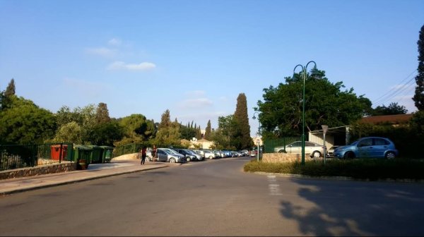 خُنَيْفِسْ | موسوعة القرى الفلسطينية